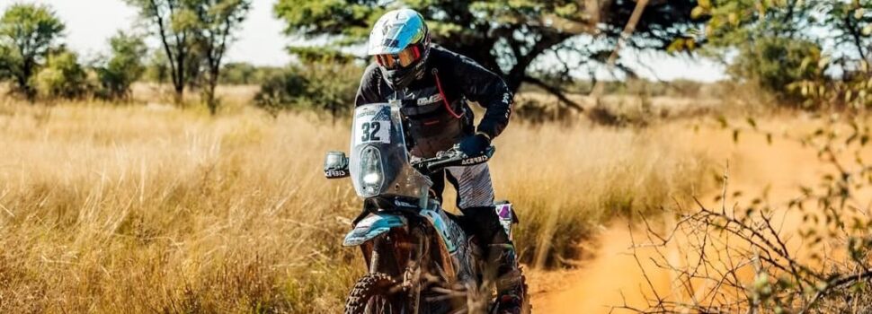 LOS PILOTOS LATINOMERICANOS INICIARON LA ETAPA MARATÓN EN LA SABANA AFRICANA.