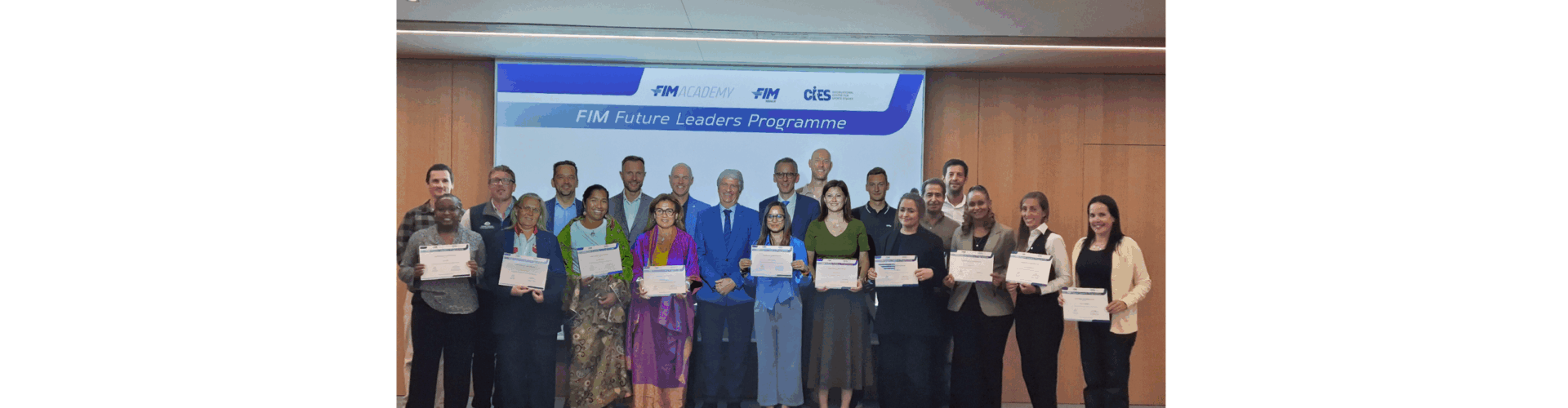 Celebrando los dos últimos días del Programa de Futuros Líderes de la FIM en Suiza