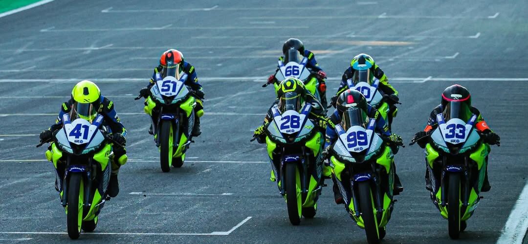 Yamaha R15: Miguel Garcia, primero en todo en Interlagos