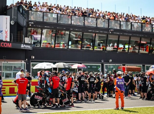 La FIM refuerza la seguridad en el paddock con la Licencia de Eventos de la FIM.