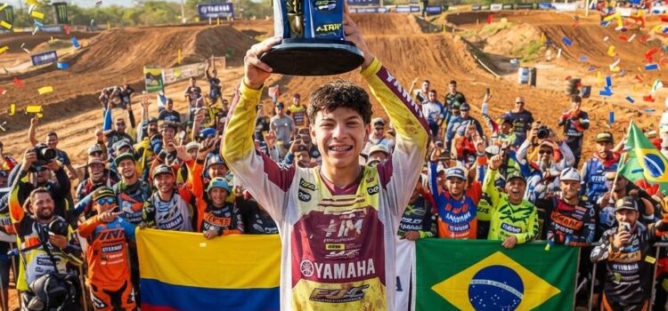JACOBO ROMÁN SE CONSAGRA CAMPEÓN LATINOAMERICANO DE MOTOCROSS bLU cRU 125 JUNIOR